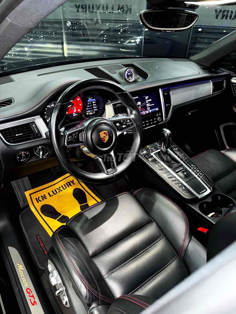 Porsche Macan GTS Model 2018 Máy 3.0 - 68000 km. Mua bán Ô tô tại Quận 7 Tp Hồ Chí Minh được đăng bởi Lê Văn Út hình 5