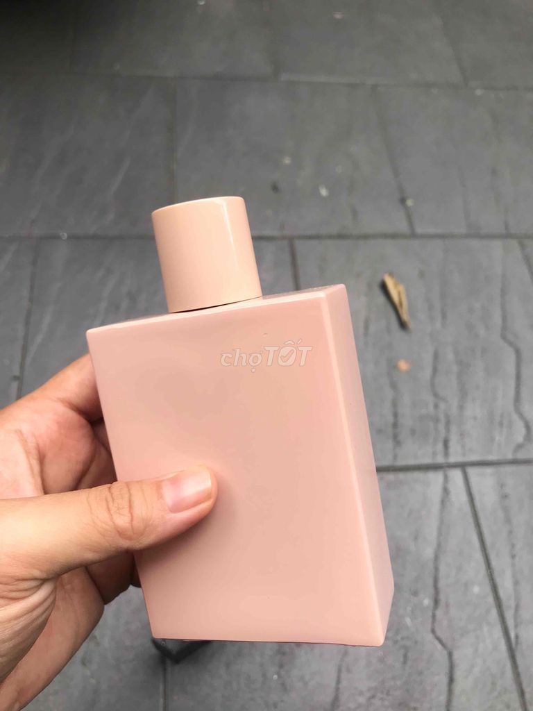 Nước hoa Gucci còn 97%