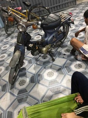 Cần bán xe cup cảnh én Honda 50 như hình. Mua bán Xe máy tại Quận 6 Tp Hồ Chí Minh được đăng bởi Kim Thoa