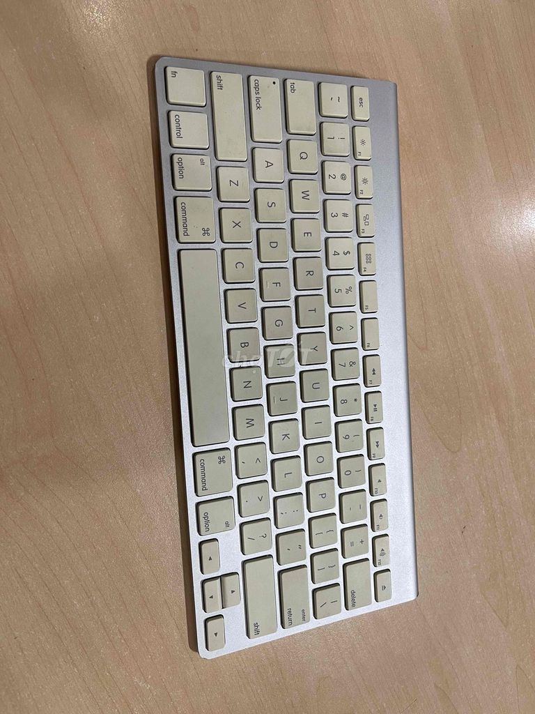 Bàn phím Apple Magic Keyboard Bạc. Mua bán Phụ kiện (Màn hình, Chuột...) tại Thành phố Thủ Đức Tp Hồ Chí Minh được đăng bởi Dọn kho dư gì bán đó hình 1