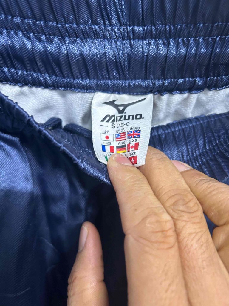 Quần thể thao Mizuno Vải dù size S. Mua bán Quần áo tại Quận Gò Vấp Tp Hồ Chí Minh được đăng bởi ĐỒ SI HIỆU CHÍNH HÃNG hình 1