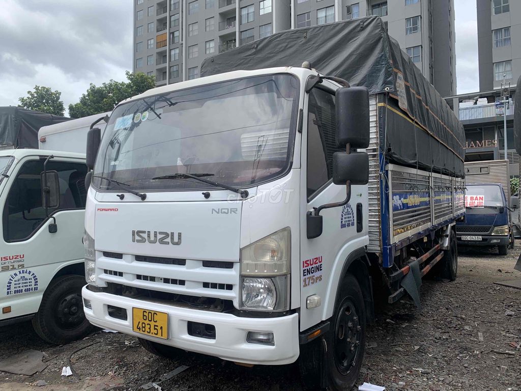 Isuzu 8,2t đời 2017 thùng 7*2,1*2.1 m mlanh