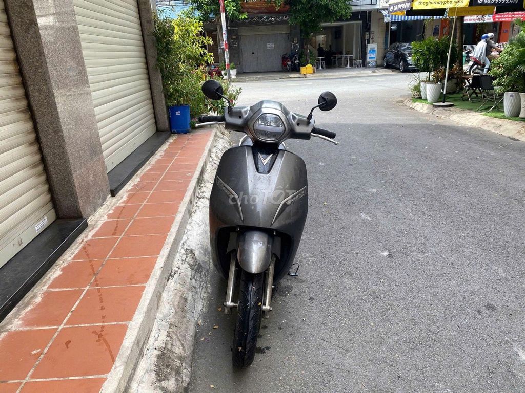 Xe điện Vinfast Klara A2 2019 màu xám. Mua bán Xe điện tại Quận Tân Bình Tp Hồ Chí Minh được đăng bởi EVBATTERY hình 4
