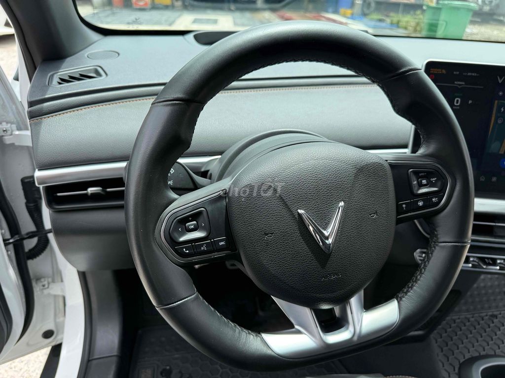 VF6 PLUS CỰC PHẨM SIÊU LƯỚT-BAO CHẤT-TEXT HÃNG. Mua bán Ô tô tại Quận Bình Thạnh Tp Hồ Chí Minh được đăng bởi KỲ hình 15