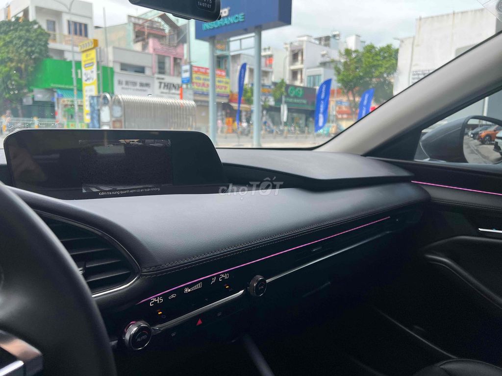 Mazda 3 2025 1.5 Luxury nhiều phụ kiện. Mua bán Ô tô tại Quận Tân Phú Tp Hồ Chí Minh được đăng bởi Nguyễn Tân Xe Lướt  hình 10