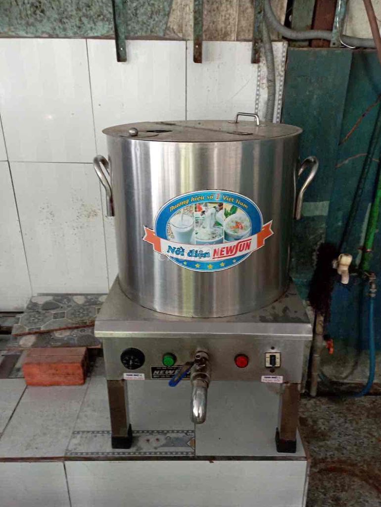Nồi điện Newsun 40L - 50L đã dùng. Mua bán Bếp, lò, đồ điện nhà bếp tại Huyện Long Hồ Vĩnh Long được đăng bởi Đặng Hồ Thuỷ Tiên hình 1