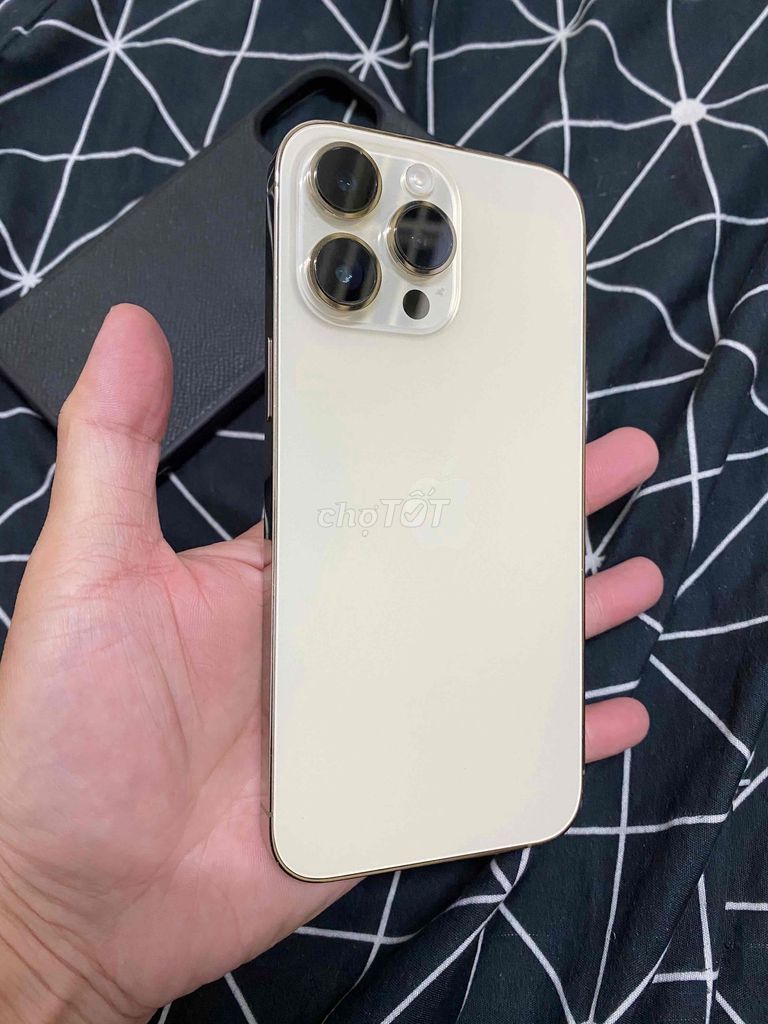 Pass iphone 14 pro max 128gb gold nhà xài lên đời.