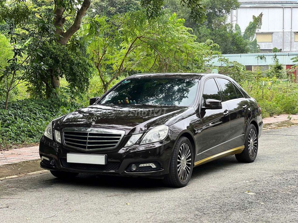 Hàng tốt - Mercedes Benz 2010 E250 AMG. Mua bán Ô tô tại Thành phố Thuận An Bình Dương được đăng bởi Xe zin hình 1