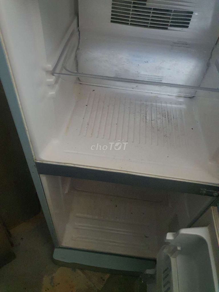 Bán tủ lạnh sanyo và xe đẩy hàng tủ kính