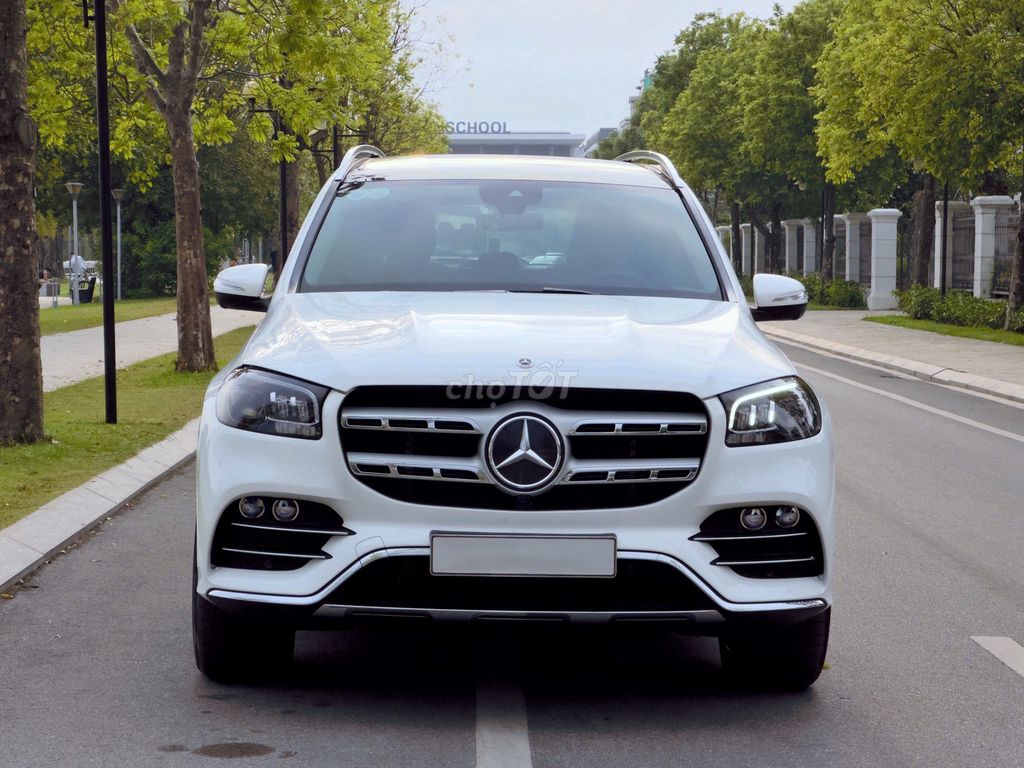 Mercedes Benz GLS450 4MATIC 2022 - Hoa hậu phố!