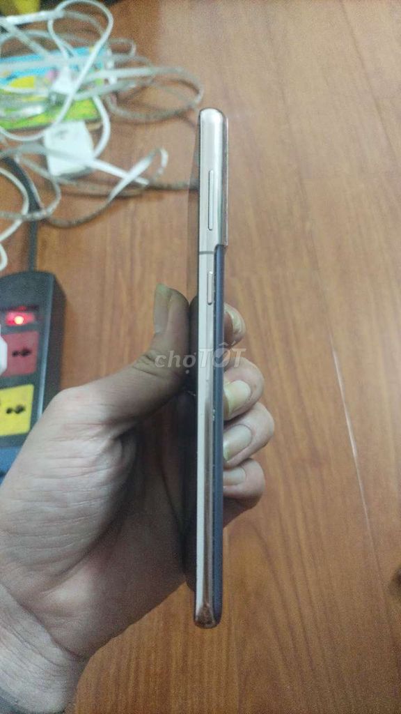 Samsung Galaxy S21+ 5G Tím Màn hình lỗi. Mua bán Điện thoại tại Quận Cầu Giấy Hà Nội được đăng bởi Nguyễn Tài Phú Anh hình 1