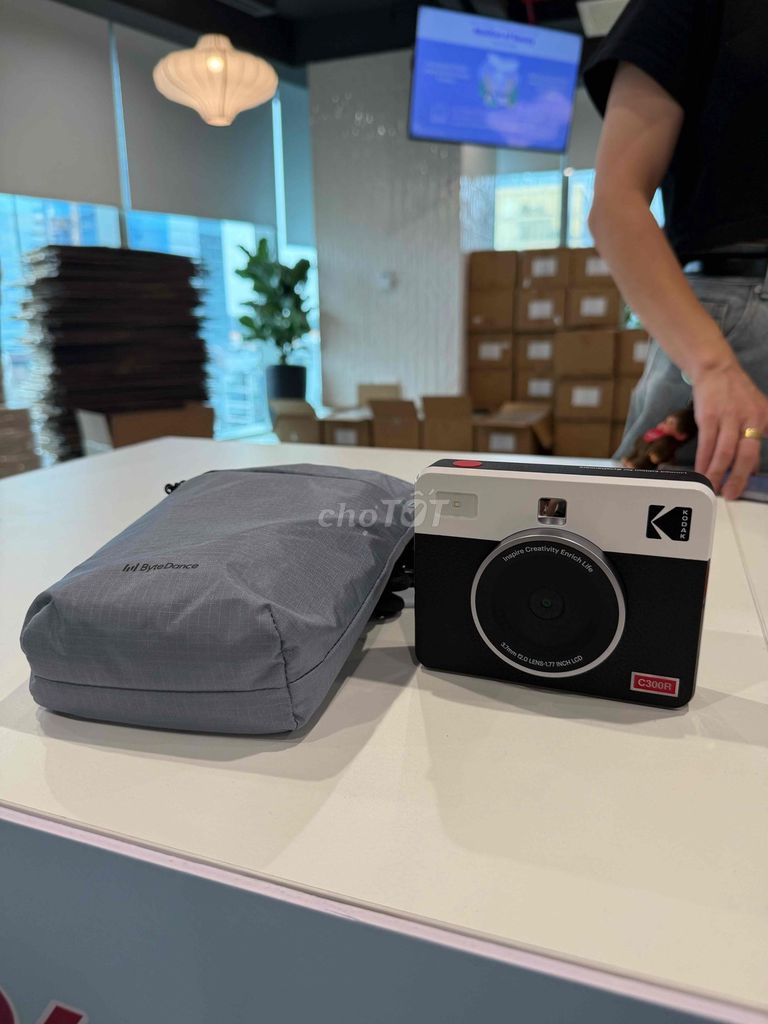 Máy chụp ảnh Kodak Mini Shot 3 C300R. Mua bán Máy ảnh, Máy quay tại Quận Phú Nhuận Tp Hồ Chí Minh được đăng bởi Kiều Khanh hình 1