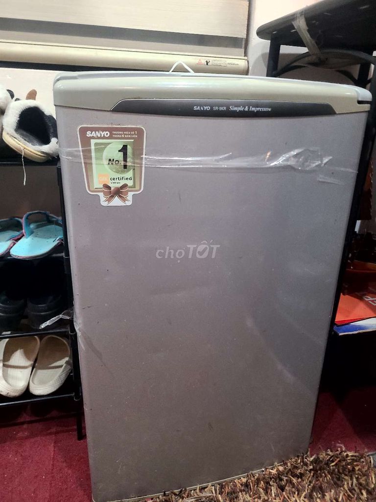Tủ lạnh Sanyo 90L Xám đã qua sử dụng. Mua bán Tủ lạnh tại Quận Long Biên Hà Nội được đăng bởi Hoài Nam hình 1