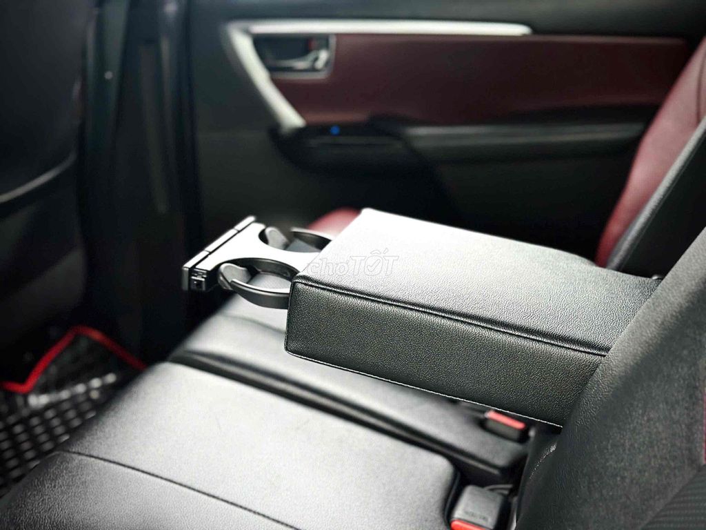 Toyota Fortuner 2025 Legender 2.4L 4x2 AT - 16000. Mua bán Ô tô tại Thành phố Thủ Đức Tp Hồ Chí Minh được đăng bởi Tấn Khang Chuyên Xe Lướt hình 13