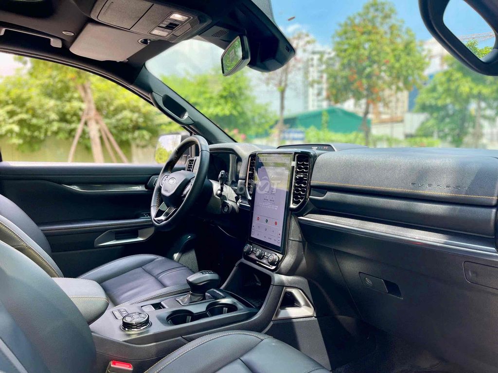 Everets wildtrack 2.0AT 4x4 2023 - 4 vạn km. Mua bán Ô tô tại Quận Long Biên Hà Nội được đăng bởi Hoàng Thanh auto hình 8