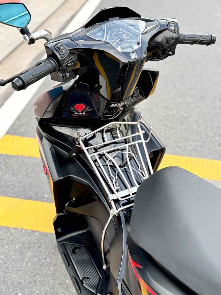 Airblade 125 mẫu 2019 khoá smakey bản đặc biệt zin. Mua bán Xe máy tại Quận 11 Tp Hồ Chí Minh được đăng bởi CỬA HÀNG CHUYÊN GÓP NỢ XẤU hình 6