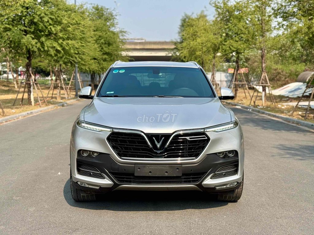 VINFAST LUX SA PREMIUM 2021 ODO 2V NHƯ MỚI