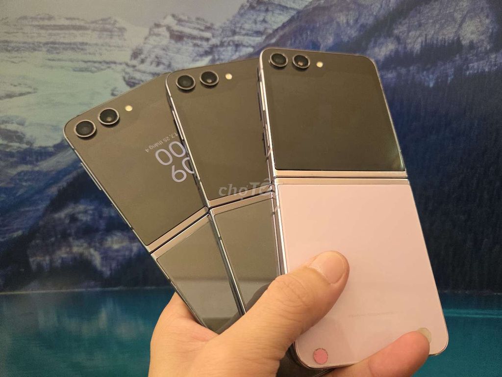 Samsung Galaxy Z Flip5 5G - Ram 8+256 . Mua bán Điện thoại tại Quận 5 Tp Hồ Chí Minh được đăng bởi Androidgiare hình 1