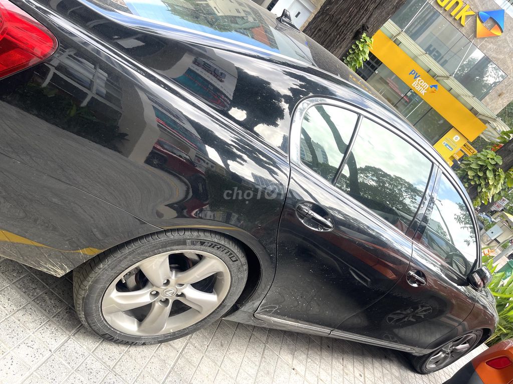 LEXUS GS350 model 2008 sx 2007xe đi 70.000km. Mua bán Ô tô tại Quận 3 Tp Hồ Chí Minh được đăng bởi DƯƠNG KHANG hình 7