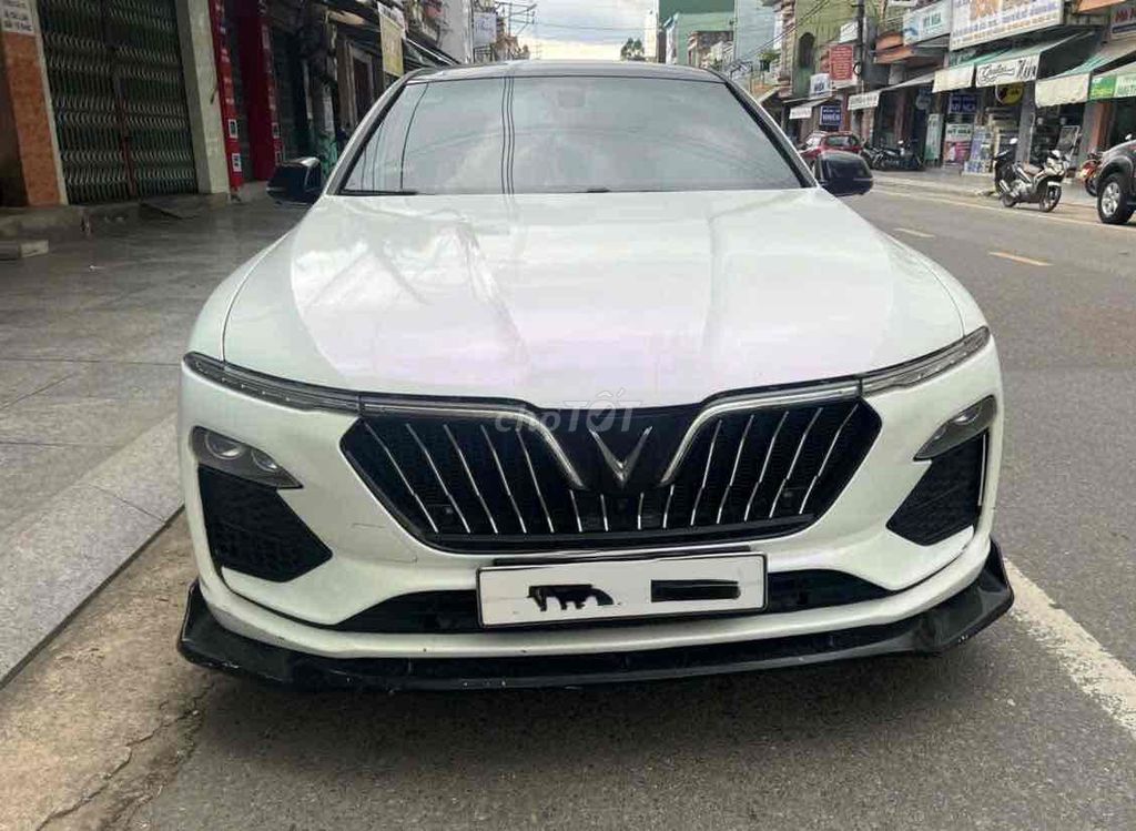 VinFast Lux A2.0 2019 - 52000 km. Mua bán Ô tô tại Thị xã Hoài Nhơn Bình Định được đăng bởi Lộc Phát hình 1