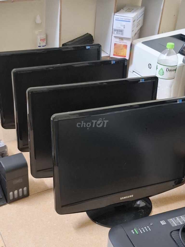 Màn hình Samsung Đen. Mua bán Phụ kiện (Màn hình, Chuột...) tại Quận Nam Từ Liêm Hà Nội được đăng bởi Nguyễn Văn Triều hình 1
