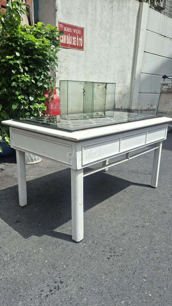 bàn 60cm x1m cao 55cm gỗ tự nhiên . Mua bán Bàn ghế tại Quận Tân Bình Tp Hồ Chí Minh được đăng bởi Lê Dũng hình 1