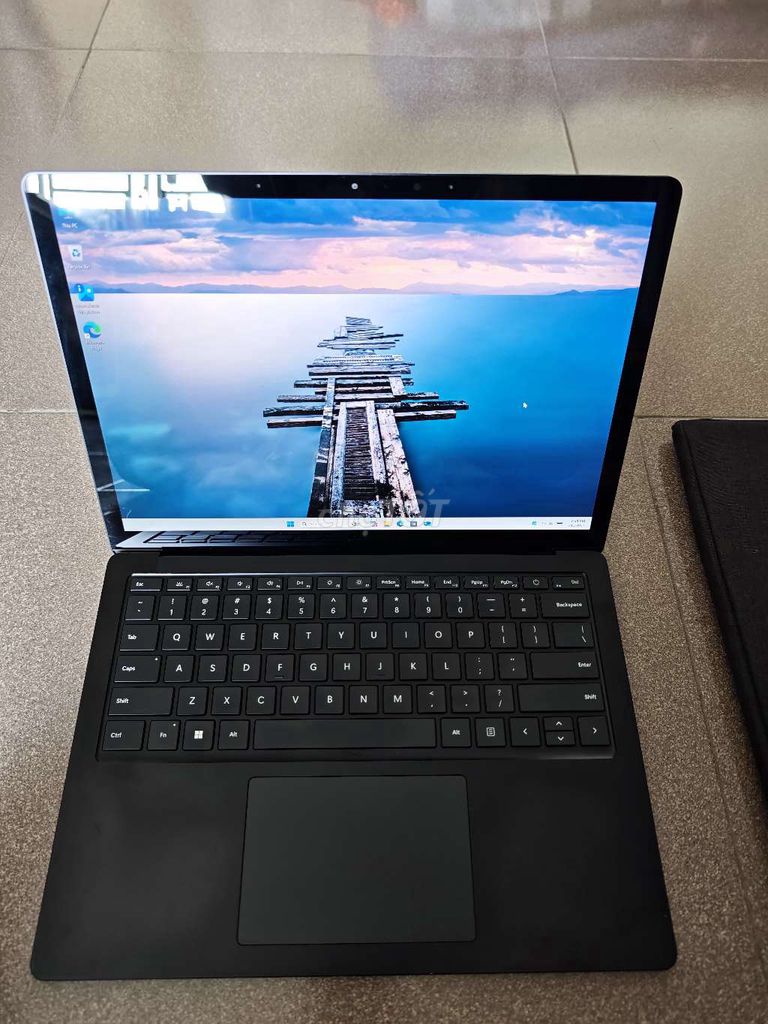 Surface Laptop 5 13 inch CPU i7 16GB mới 98%. Mua bán Laptop tại Quận 10 Tp Hồ Chí Minh được đăng bởi Dũ hình 1