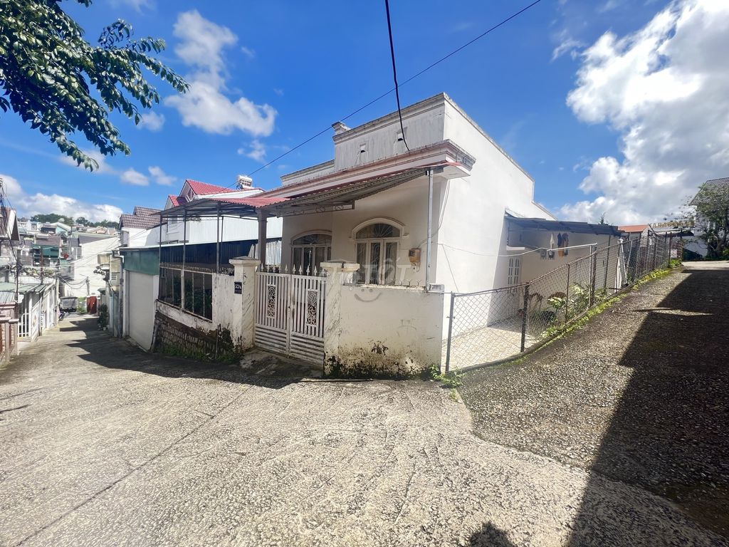 192m2 đất xây dựng nhà 2 mặt tiền ô tô Phan Chu Trinh giá chỉ 7,9 tỷ