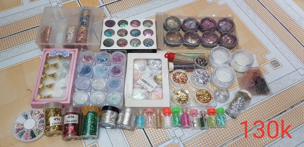 Sơn móng tay nữ nhiều màu. Mua bán Phụ kiện thời trang khác tại Huyện Hóc Môn Tp Hồ Chí Minh được đăng bởi huyen hình 1