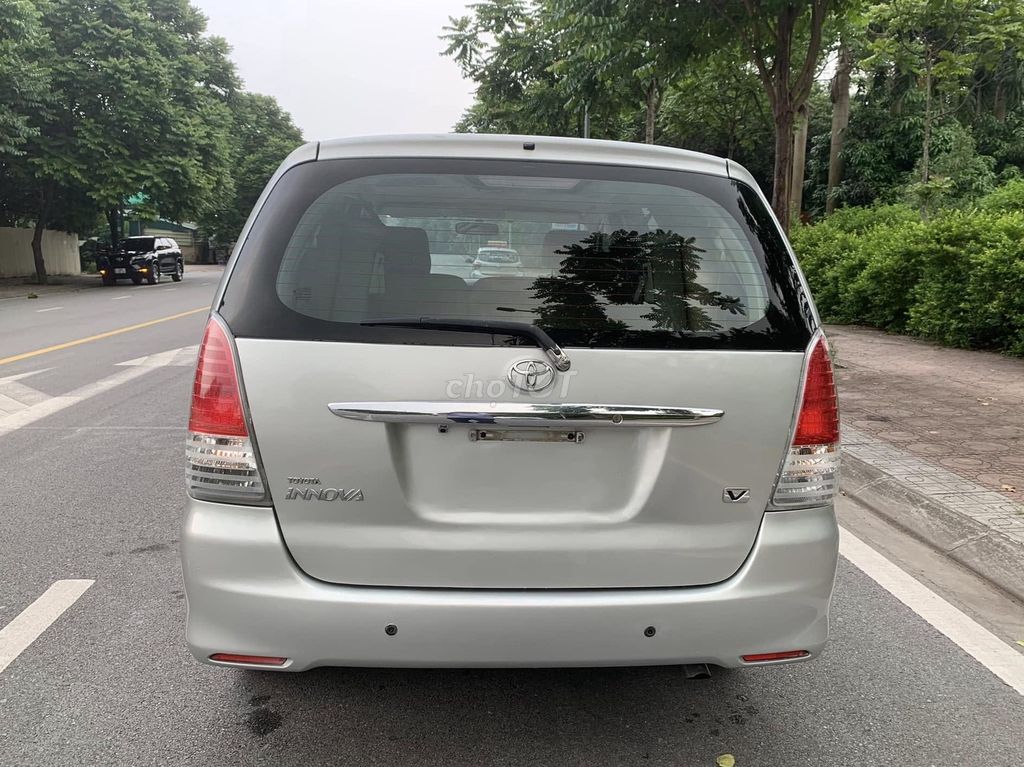 Toyota Innova 2010 V 157.000 km Xám. Mua bán Ô tô tại Quận 12 Tp Hồ Chí Minh được đăng bởi Xuân Trường hình 2