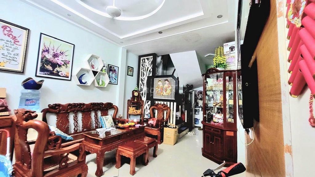 Cực hiếm- Nguyễn Lương Bằng -Ngõ thông kinh doanh - 43m 5 tầng- 4.x tỷ