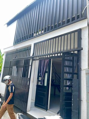 Nhà 6x5m2, 2 phòng ngủ 2 tolet tặng 2 máy lạnh,máy giặt .v.v