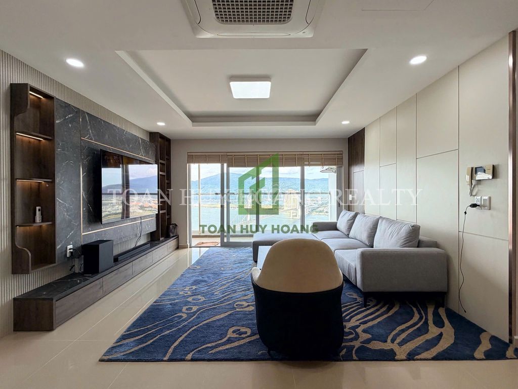 Аренда · Blooming Tower Đà Nẵng · 3 комн. · 168 м² · Quận Hải Châu, ул. Xuân Diệu