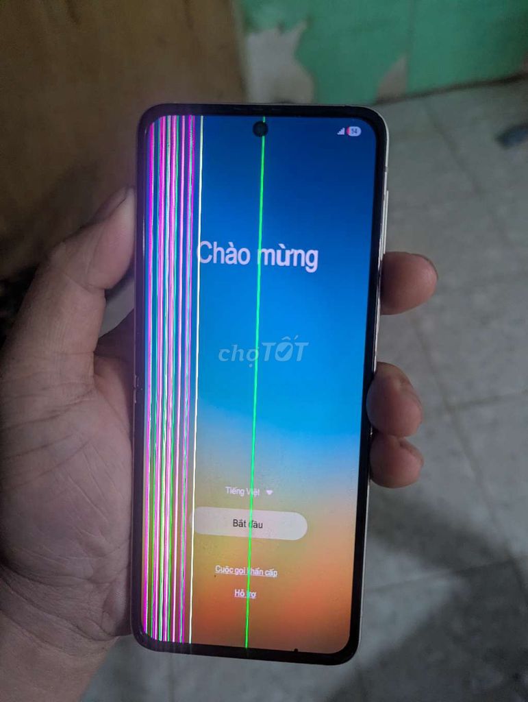 Samsung Z Flip 3 Kem Hỏng màn hình. Mua bán Điện thoại tại Thành phố Biên Hòa Đồng Nai được đăng bởi Nguyễn tý hình 1