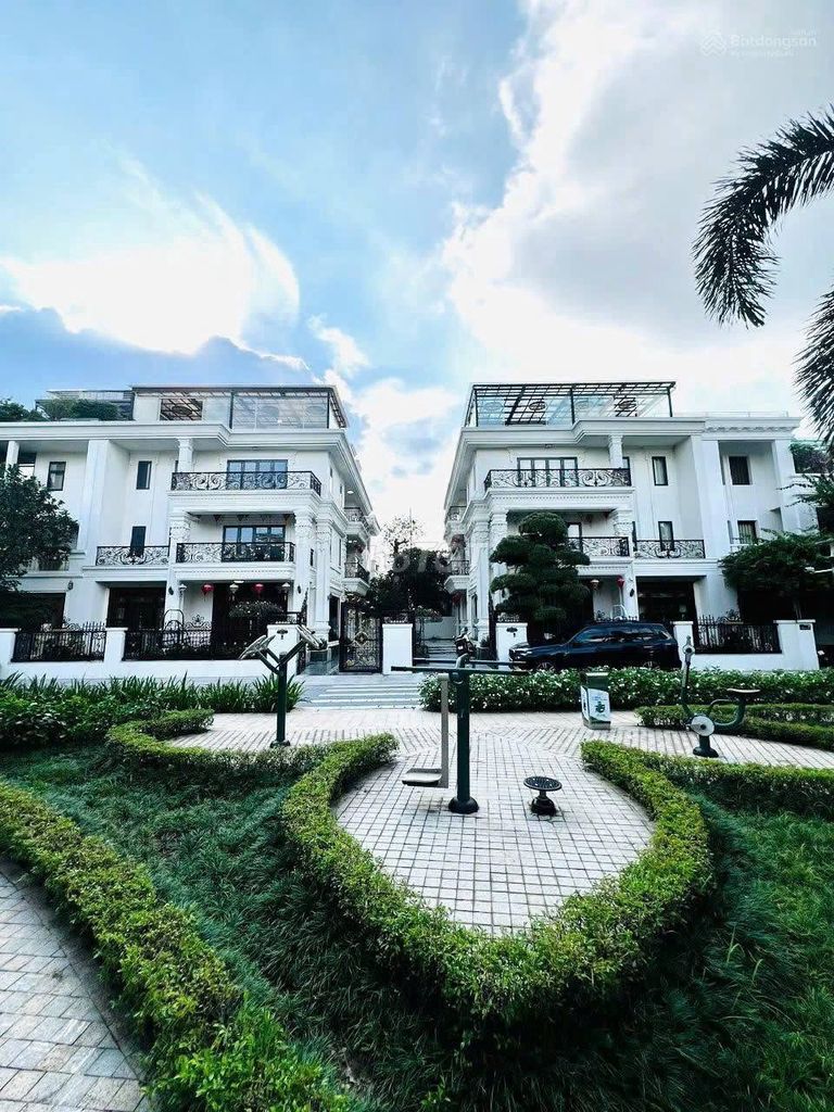 Вилла Duplex в Vinhomes Gardenia Хам Нги, Мы Динь