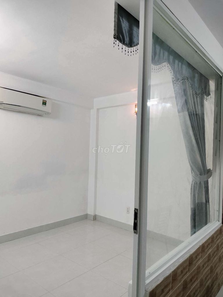 NHÀ GÁC LỮNG 80m2, LIÊN CHIỂU,GIÁ 2,3x