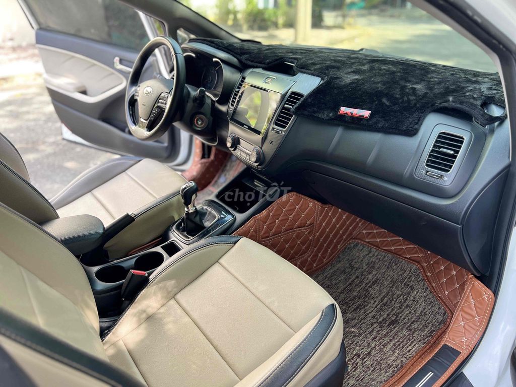 KIA Cerato 2018 1.6MT 80000 km. Mua bán Ô tô tại Thành phố Thuận An Bình Dương được đăng bởi Thành Nam hình 10