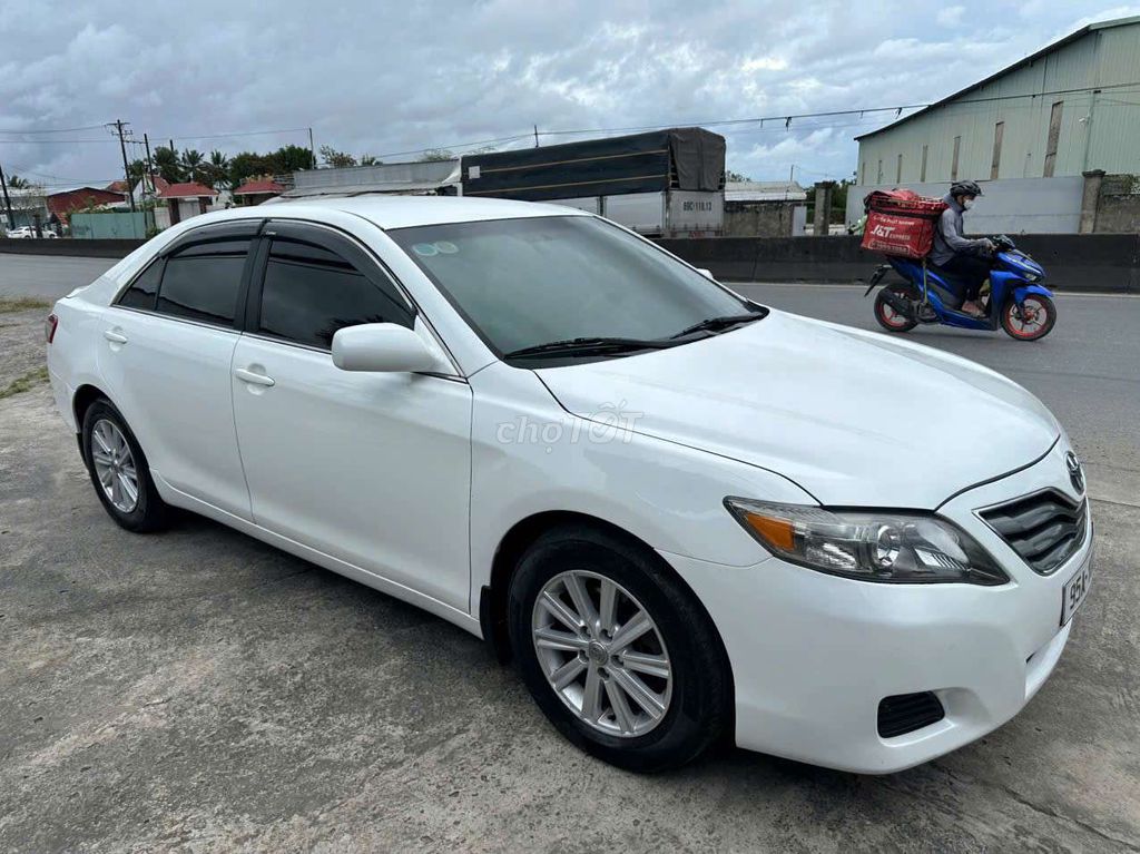 2011 LE 2.5 - 142000 km. Mua bán Ô tô tại Quận Cái Răng Cần Thơ được đăng bởi Nguyễn Phát  hình 3