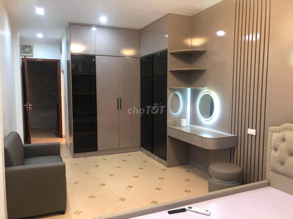 Cho thuê nhà mặt phố Phúc Xá Mới, Ba Đình, 20tr/tháng