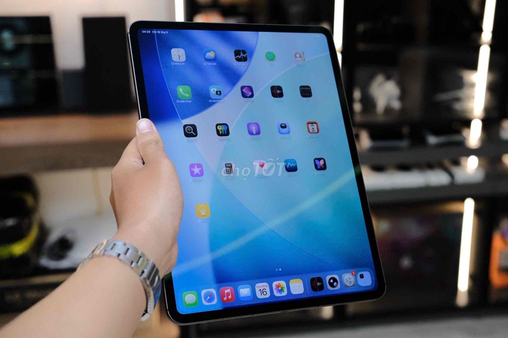 iPad Pro M4 13 inch 256GB màu đen đẹp 98.5%. Mua bán Máy tính bảng tại Quận Bình Thạnh Tp Hồ Chí Minh được đăng bởi Vân Anh 2Tech House hình 1