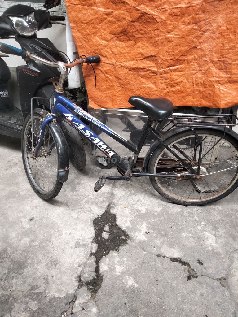 Thanh lý xe đạp học sinh. Mua bán Xe đạp tại Quận Hoàng Mai Hà Nội được đăng bởi Hoa hình 1