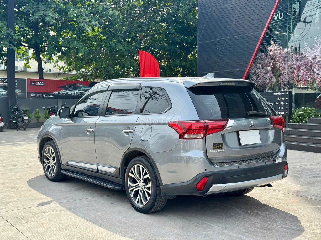 Mitsubishi Outlander CVT 2019 Xám 36.900 km. Mua bán Ô tô tại Thành phố Thủ Đức Tp Hồ Chí Minh được đăng bởi Mitsubishi Chính Hãng hình 8
