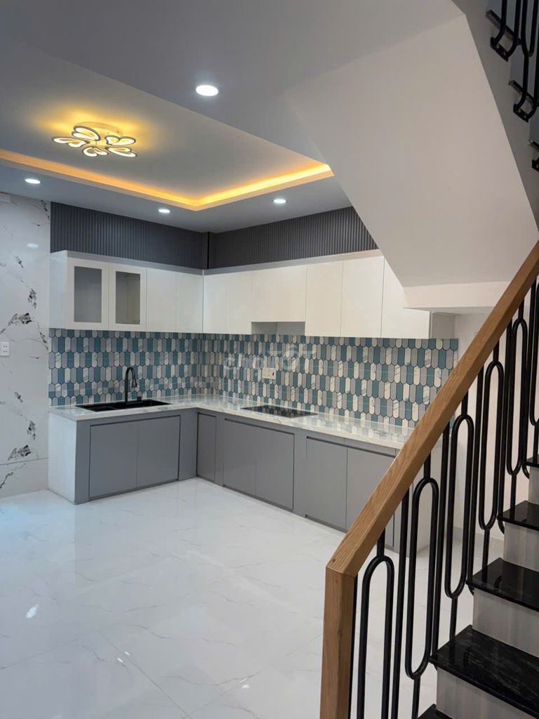 CHủ Bán Lỗ Nhà Mới Do Lãi Vay Cao ko Trả Nổi CHỉ 3ty9 Nhà 2 Tầng 130m2