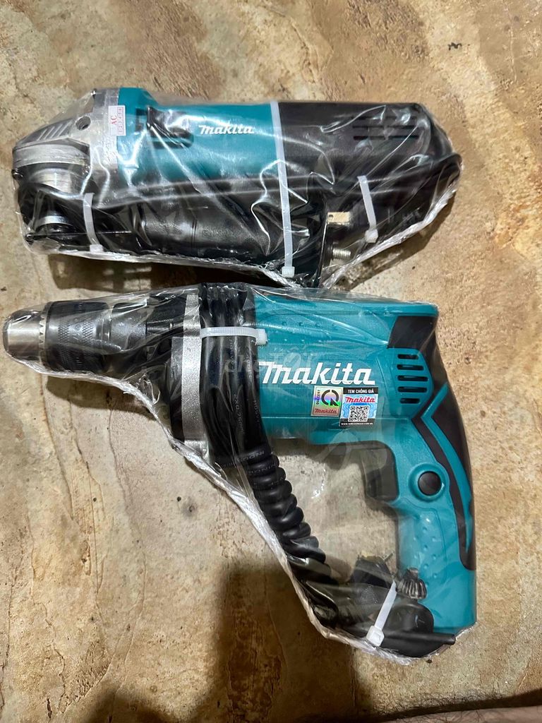 Máy khoan Makita HP1630 và Máy mài 9556HN. Mua bán Đồ chuyên dụng, Giống nuôi trồng tại Thành phố Buôn Ma Thuột Đắk Lắk được đăng bởi Triệu Văn Toàn hình 1
