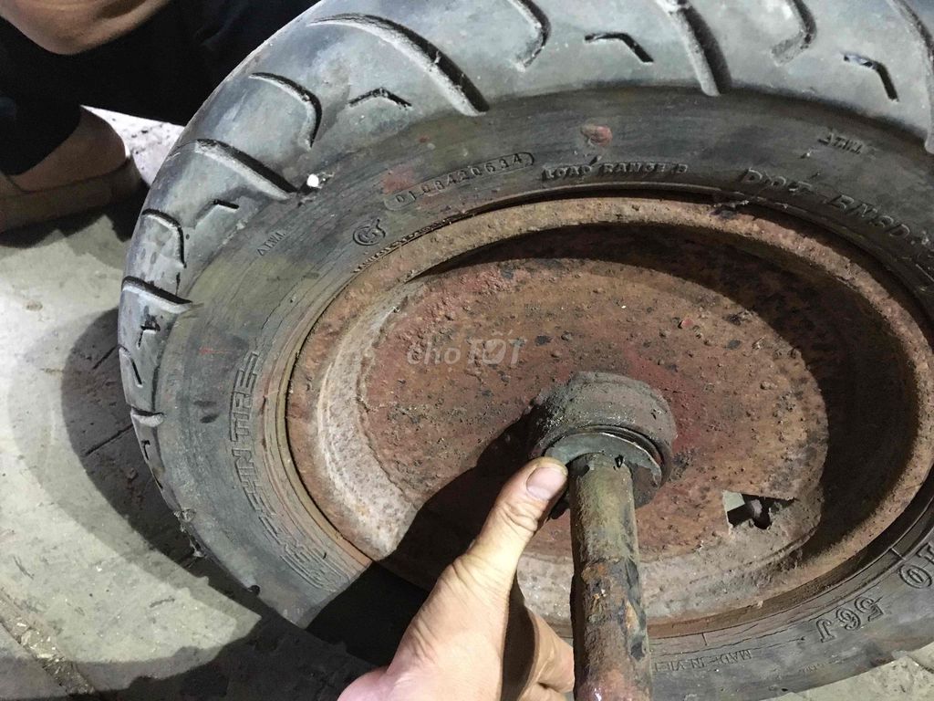 Trục bánh xe dk 40cm. Mua bán Phụ tùng xe tại Huyện Đông Anh Hà Nội được đăng bởi Mua bán  hình 3