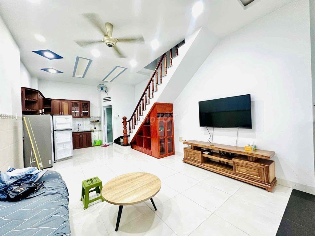 Аренда · 3 комн. · 100 м² · Thành phố Nha Trang, ул. Đường Số 28