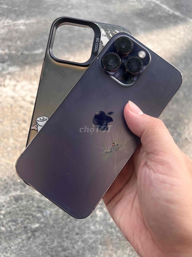 Apple iPhone 14 Pro Max 128GB quốc tế nứt lưng. Mua bán Điện thoại tại Quận Long Biên Hà Nội được đăng bởi Phạm Xuân Quý hình 1