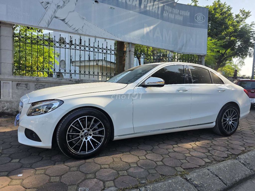 2018 C200 - 68000 km. Mua bán Ô tô tại Huyện Gia Lâm Hà Nội được đăng bởi Nguyễn Xuân Nam hình 1
