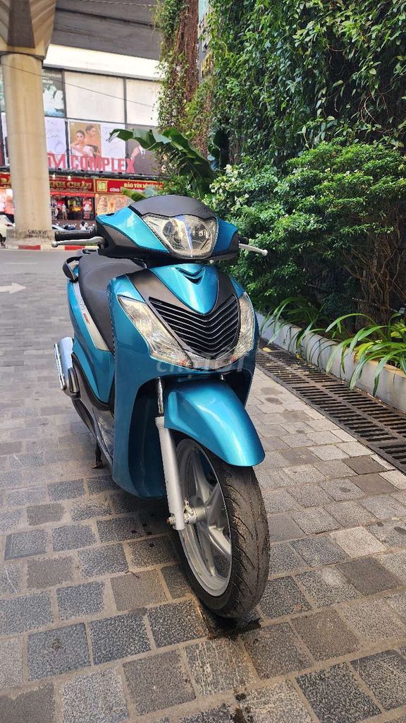 Хонда SH 150i синий 3D FI 150 куб. см