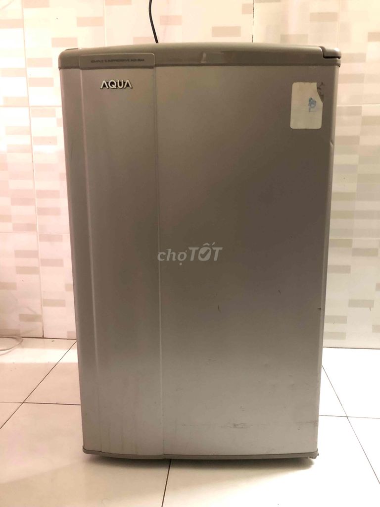 Tủ lạnh Aqua AQR-95AR(SS) 80L Xám. Mua bán Tủ lạnh tại Quận Ninh Kiều Cần Thơ được đăng bởi ceo hình 1